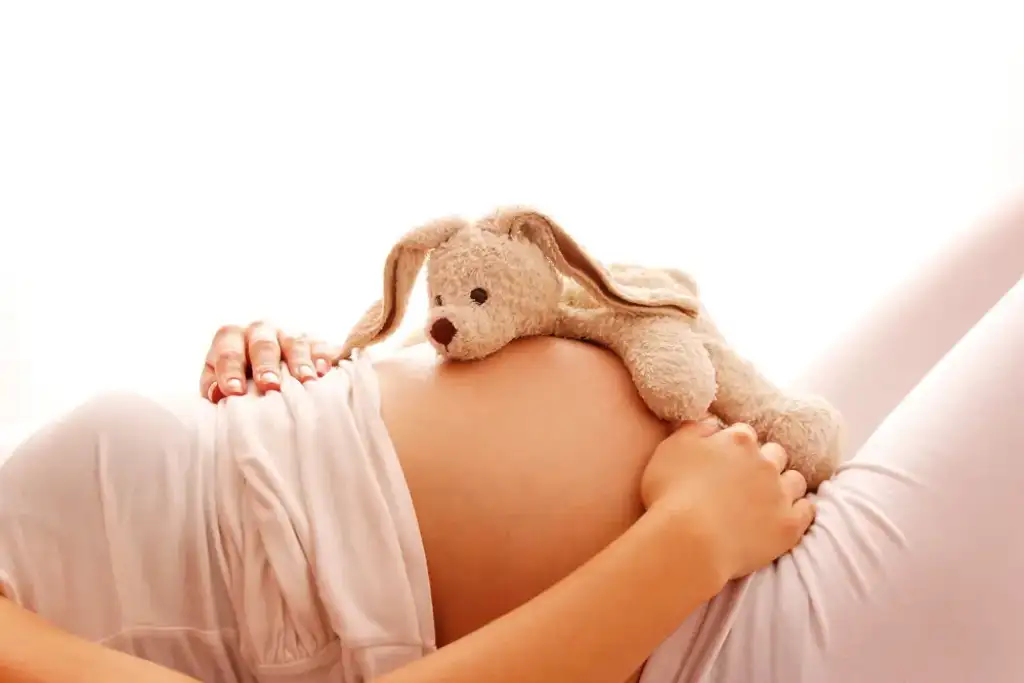 Hypnose périnatale : une préparation positive pour la naissance